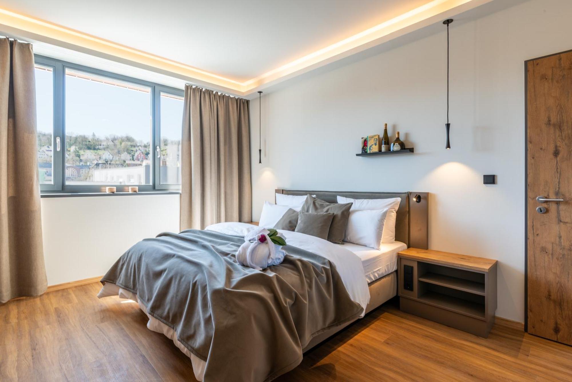 Hotel Meintz Оксенфурт Экстерьер фото