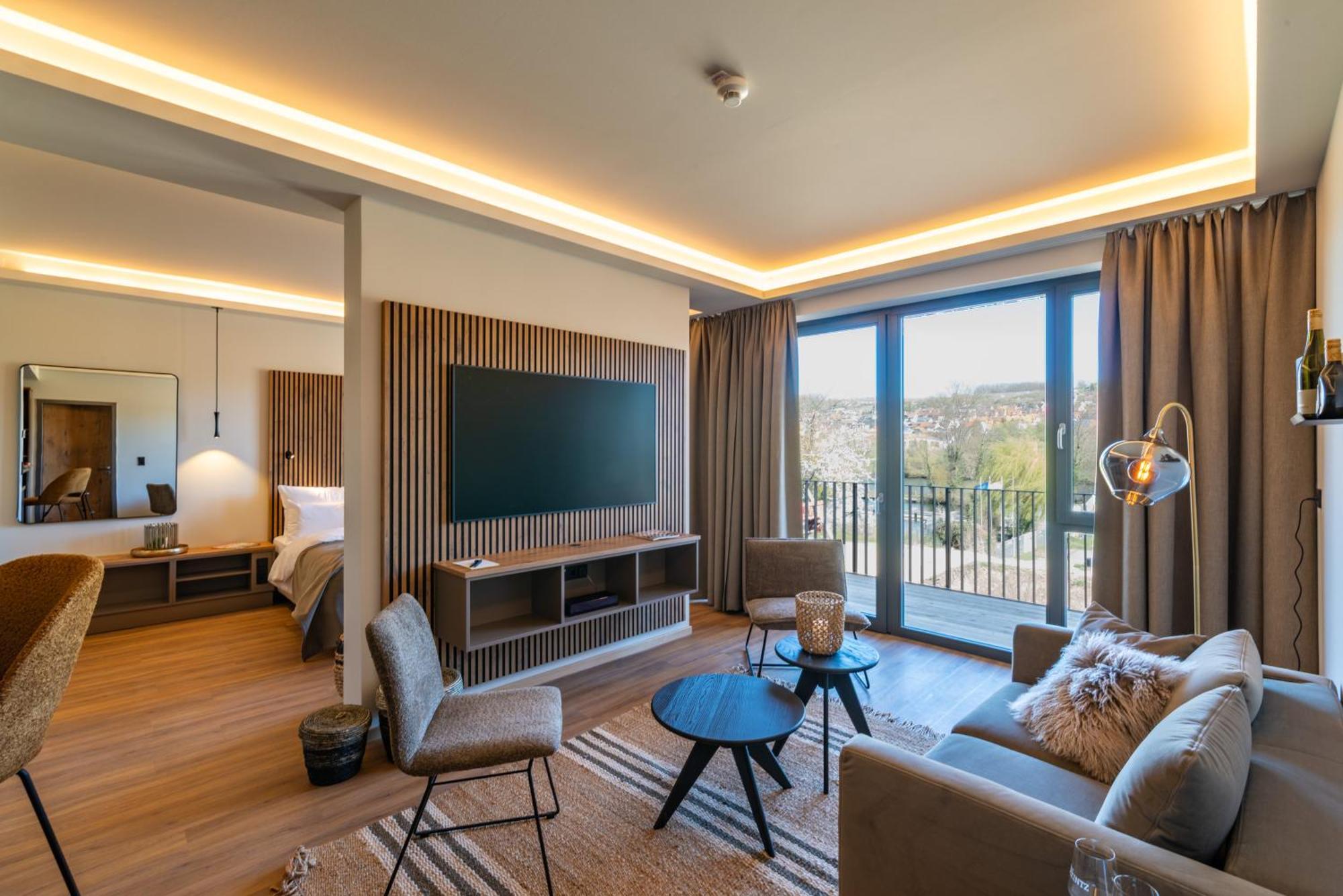 Hotel Meintz Оксенфурт Экстерьер фото