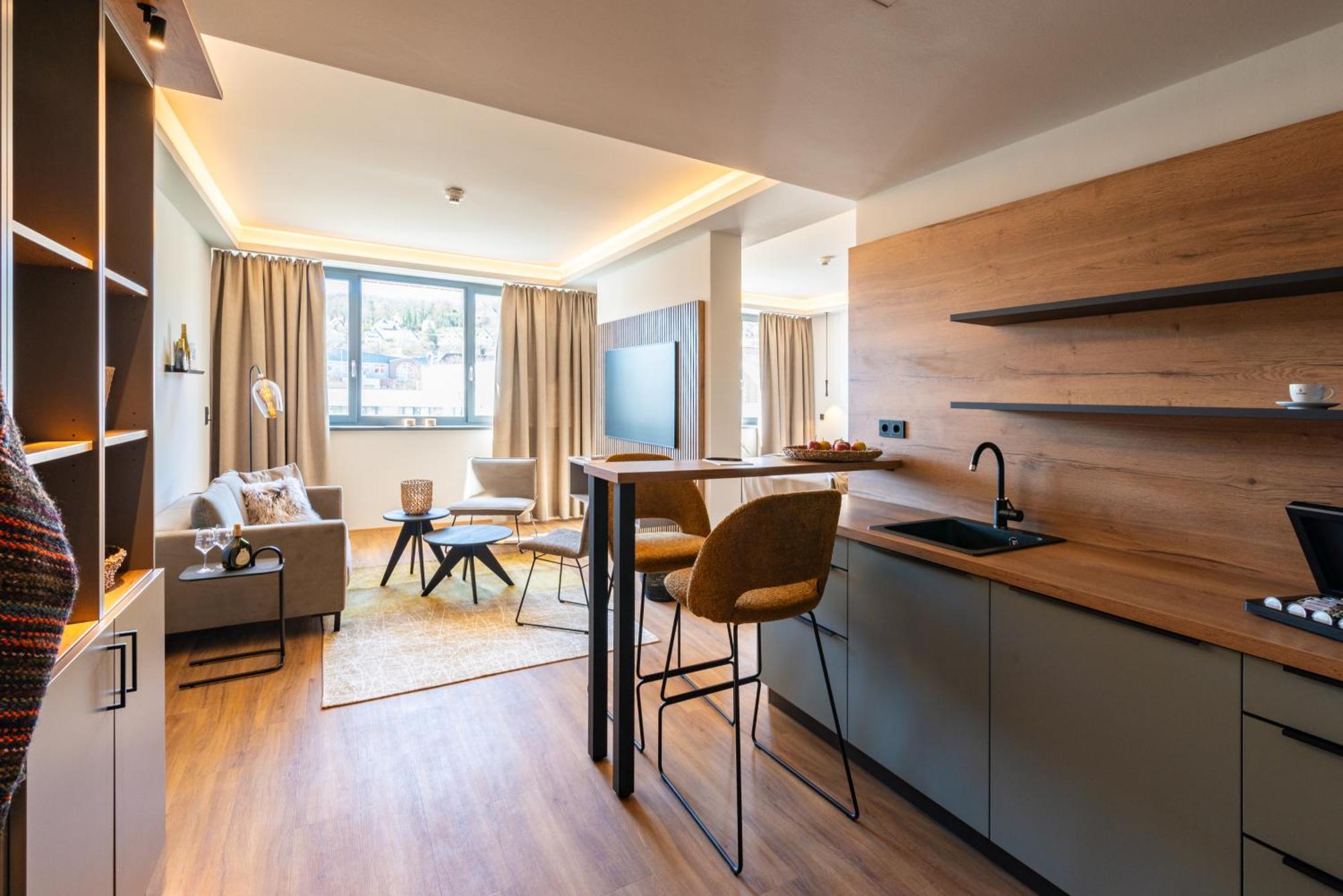 Hotel Meintz Оксенфурт Экстерьер фото